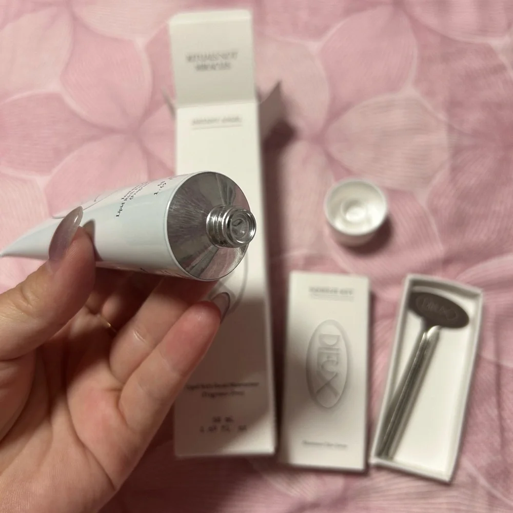 Dieux Instant Angel Rich Facial Moisturizer - White - Picture 3 of 3